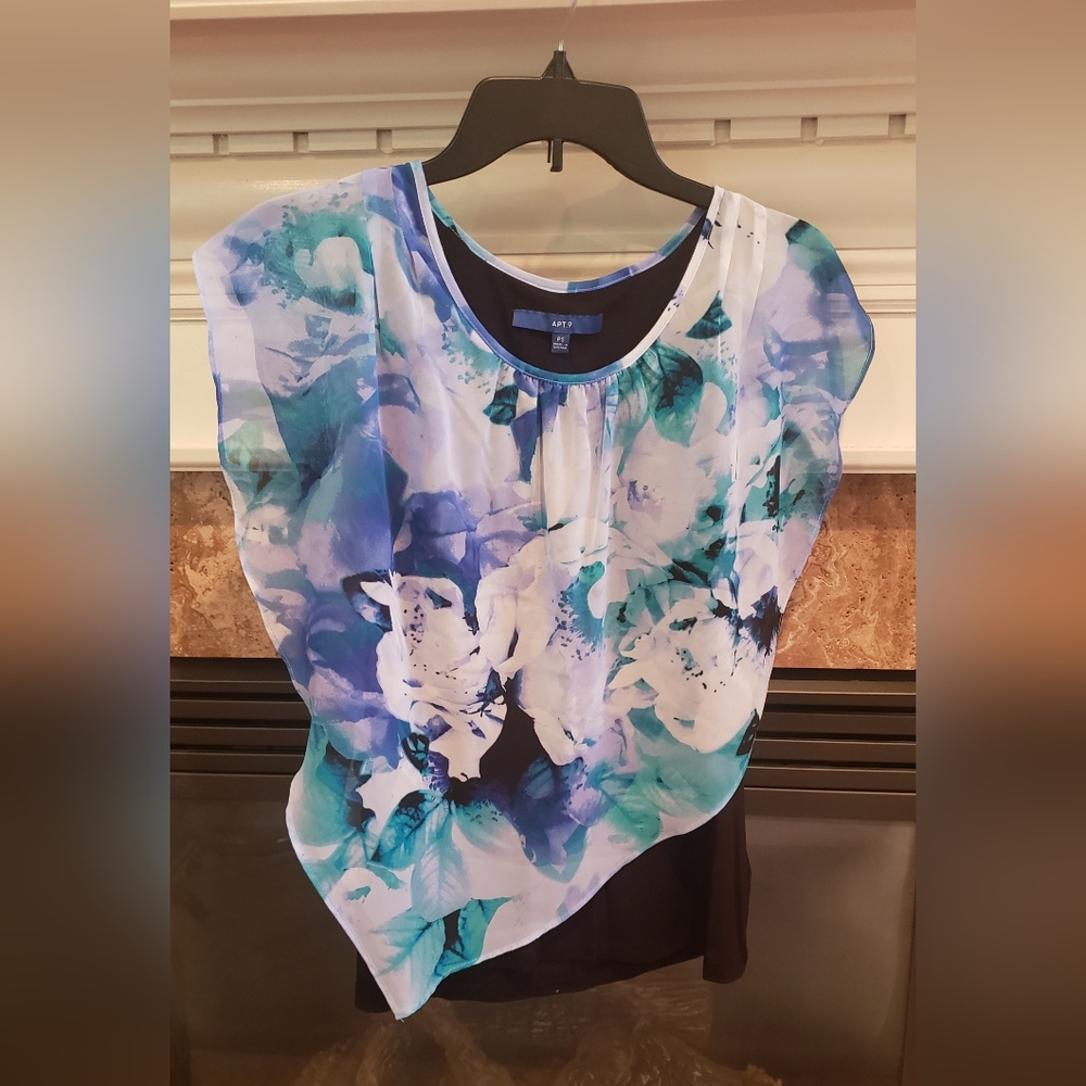 APT. 9 Tank w/Asymmetrical Overlay (NWOT!)